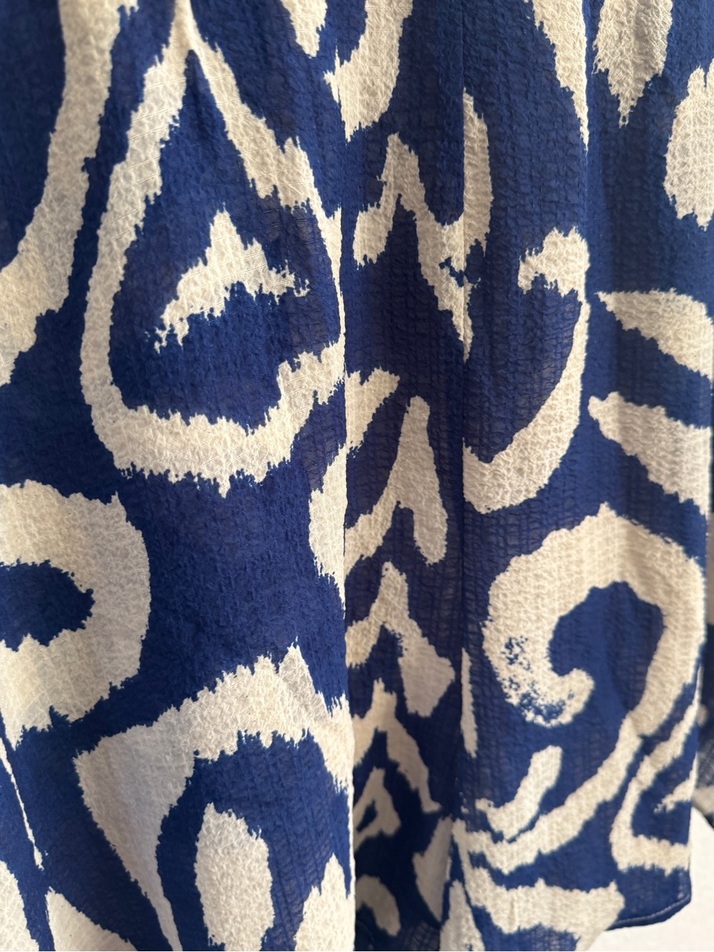 Cider Blue and Cream Printed V-Neck Romper - Picture 3 of 5